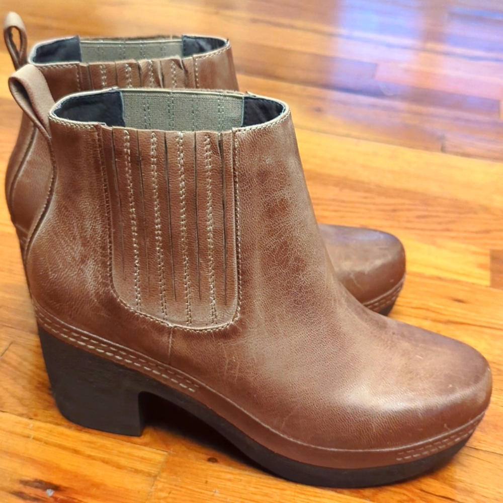 Antelope Brand Cognac/Taupe Clog Heel Booties